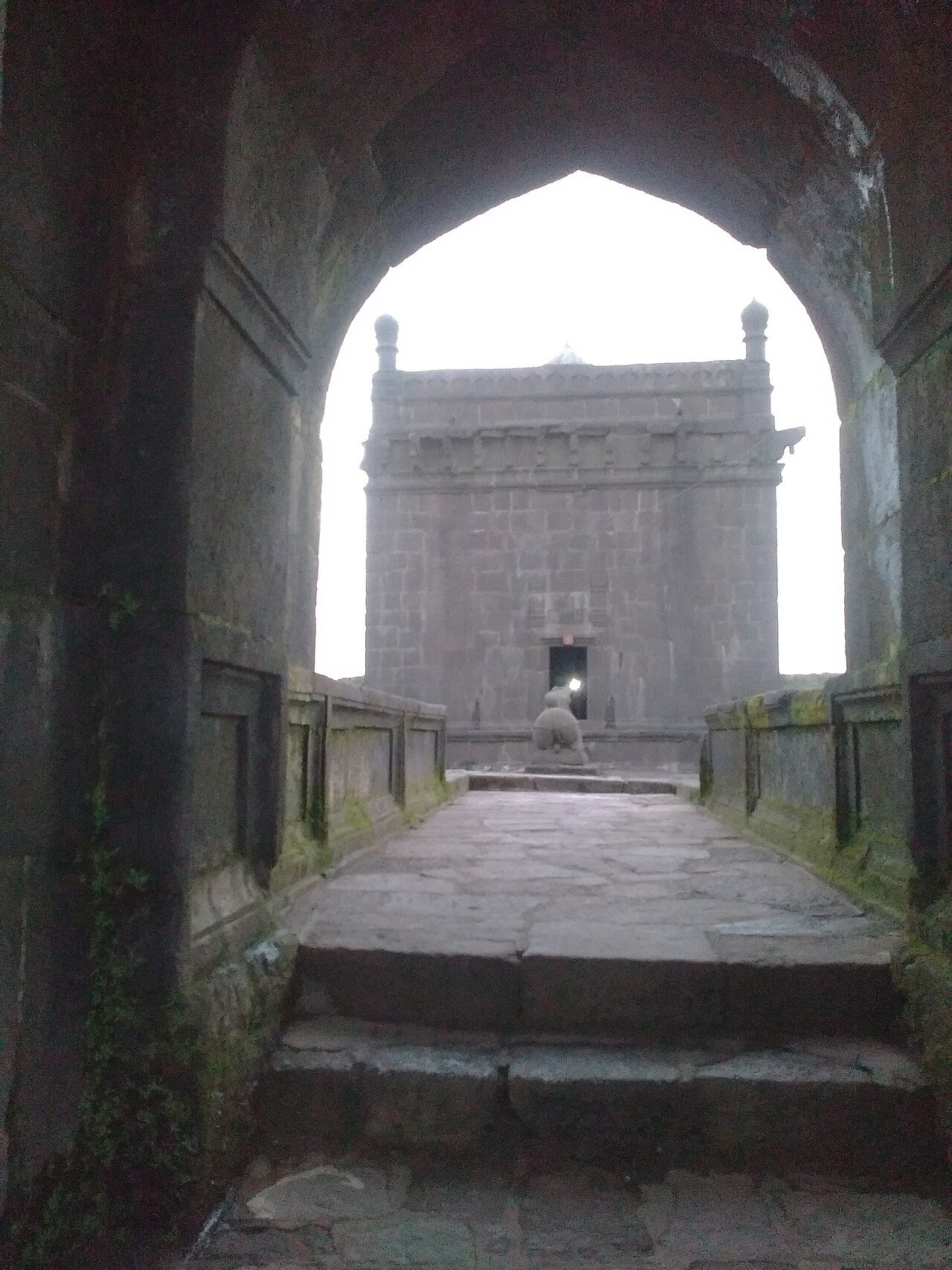 Temples & Faith — representative Mahad and Raigad photograph