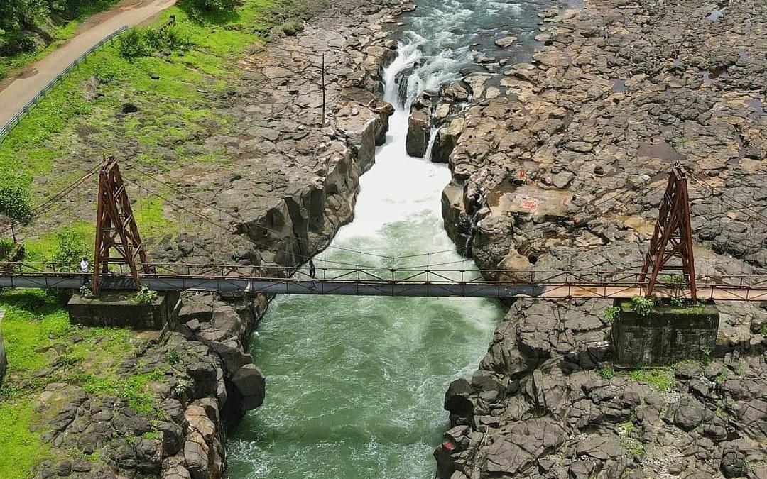 वाळणकोंड