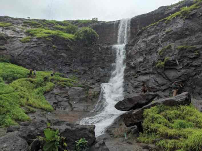 केंबुर्ली धबधबा