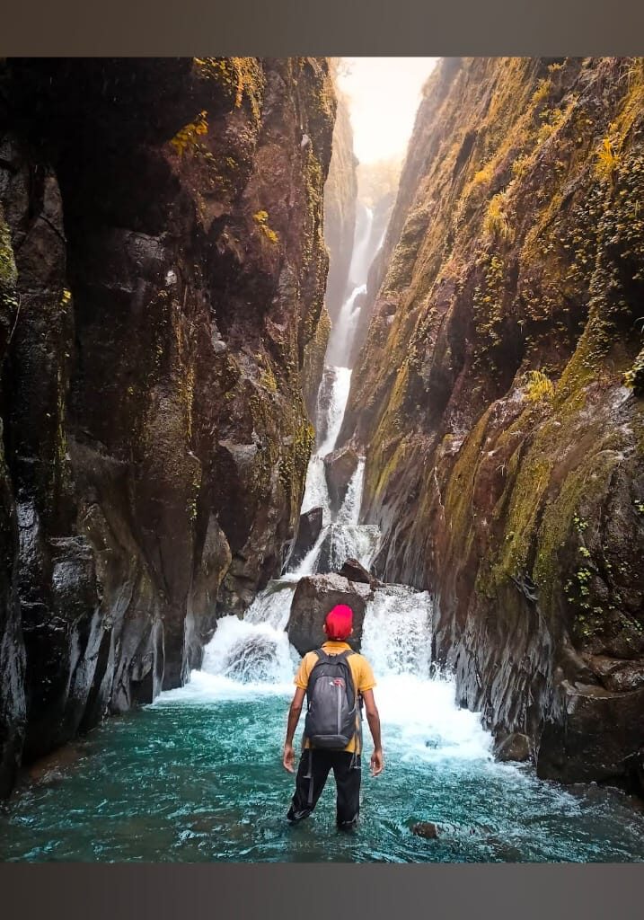 सातसडा धबधबा (Satsada Waterfall)